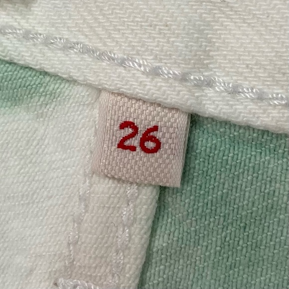 Levi’s Premium High-Rise Deconstructed Skirt Women’s Sz 2 Mini Hipster Colorful - Picture 7 of 10